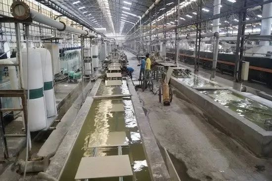 陶瓷廠廢氣惡臭讓人苦不堪言，Dejing的凈?除臭劑幫助企業(yè)達(dá)標(biāo)排放！.jpg