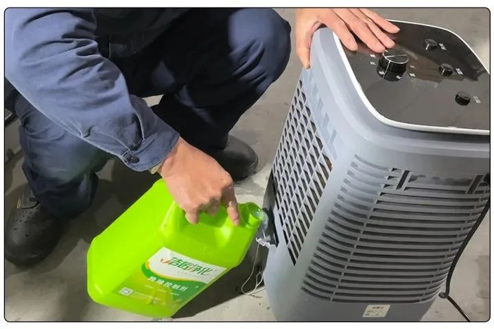 橡膠配件加工廠氣味難聞，傷害人體；廢氣除臭用Dejing的凈?！.jpg